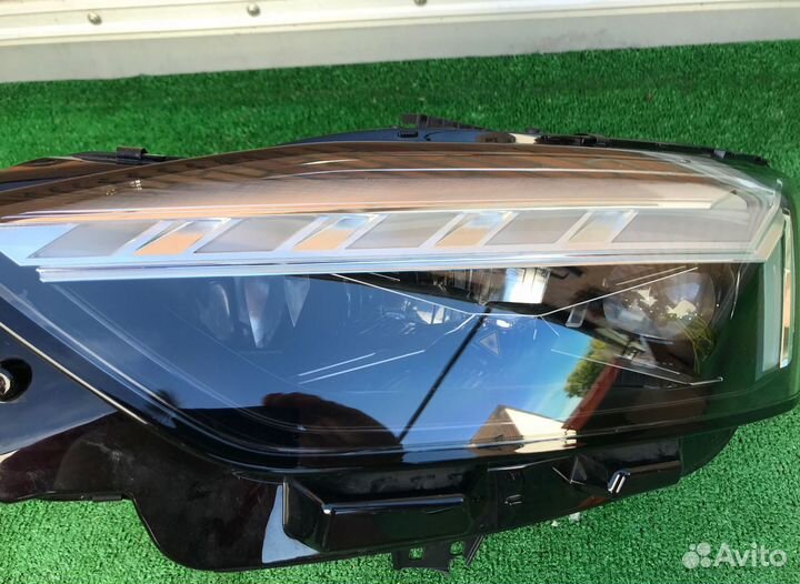 Фара оригинальная audi a5 2021 года led