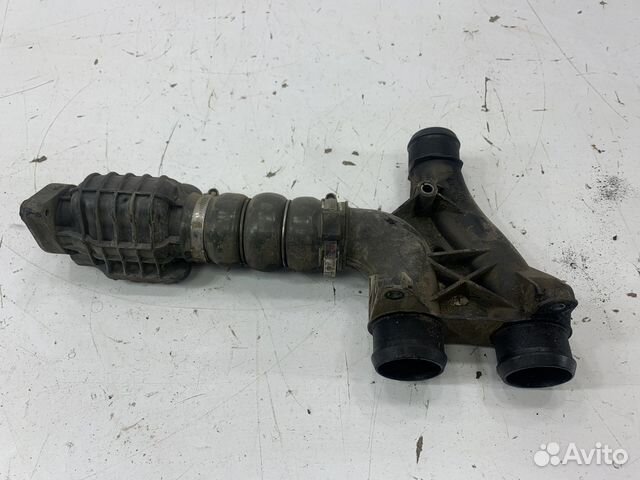 Peugeot 408 308 патрубок интеркулера