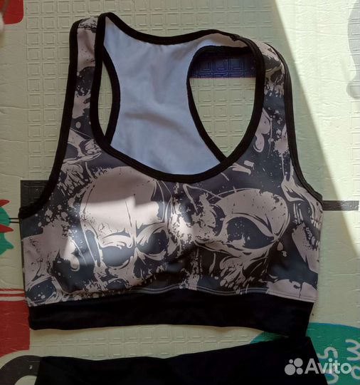 Спортивный костюм для фитнеса