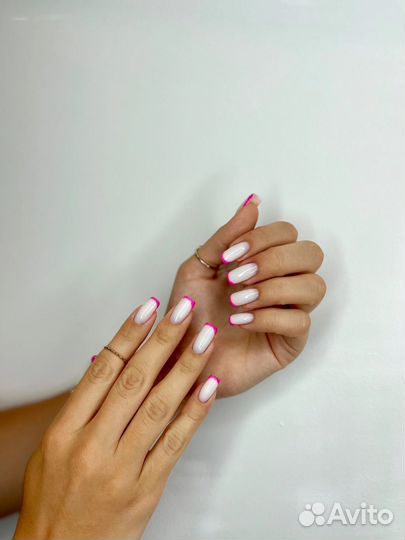 Маникюр и педикюр