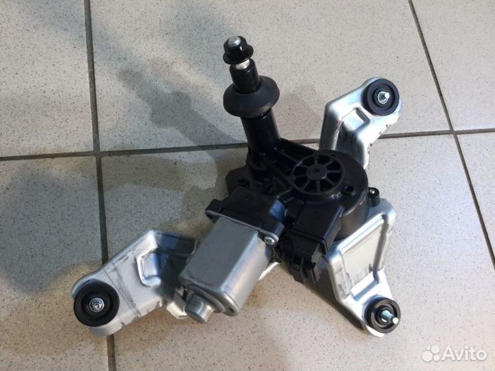 Моторчик стеклоочистителя задний Kia Rio X-Line