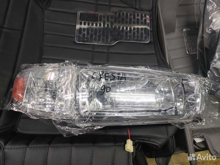 Toyota cresta 90 фары