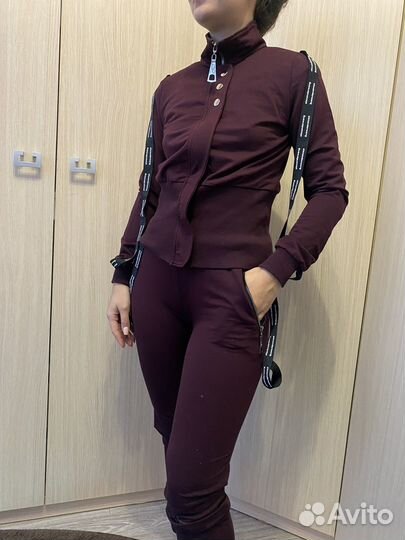 Женская одежда