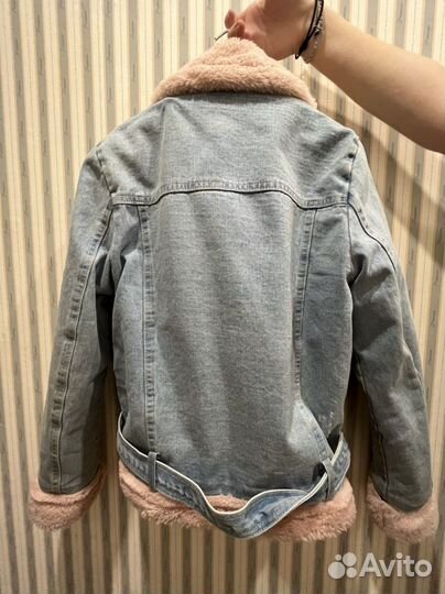 Джинсовая куртка женская