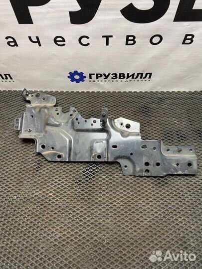 Кронштейн (крепление) Volvo FM5 84228517