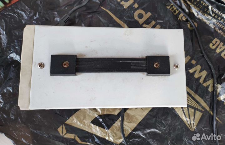 Стабилизатор напряжения однофазный