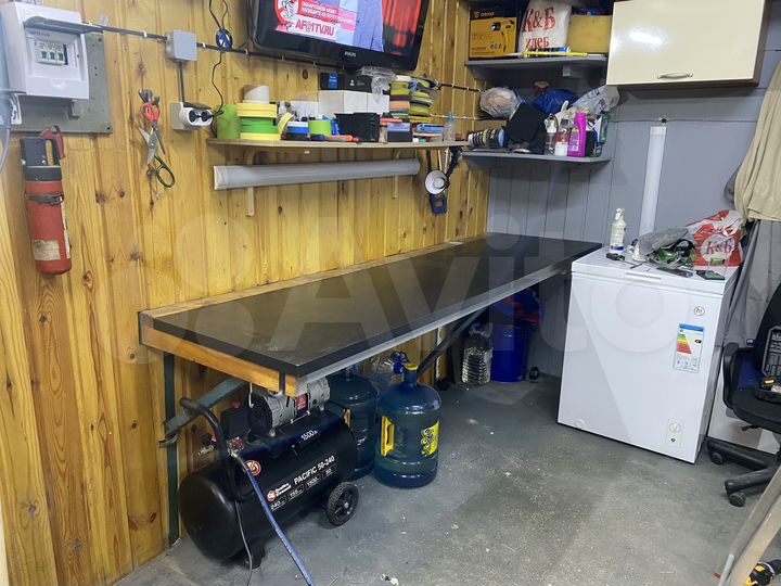 Гараж, > 30 м²