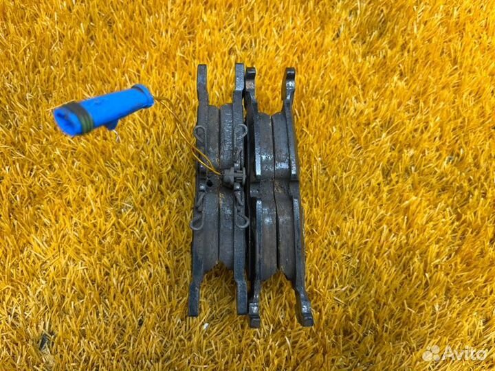 Колодки тормозные задние Mercedes-Benz C-Class