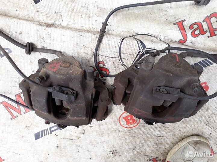 Суппорт передний L+R mercedes w210 90R-01069