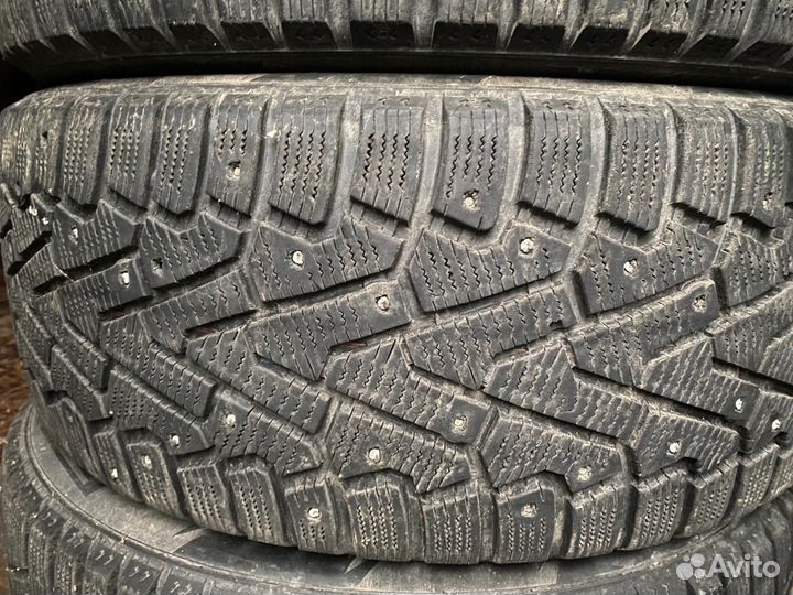 Pirelli Ice Zero 235/50 R18 101T