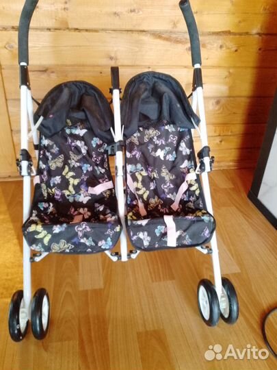 Коляска для кукол