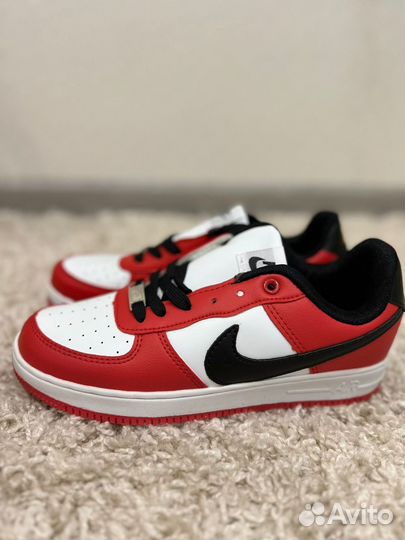 Кроссовки Nike air force 1