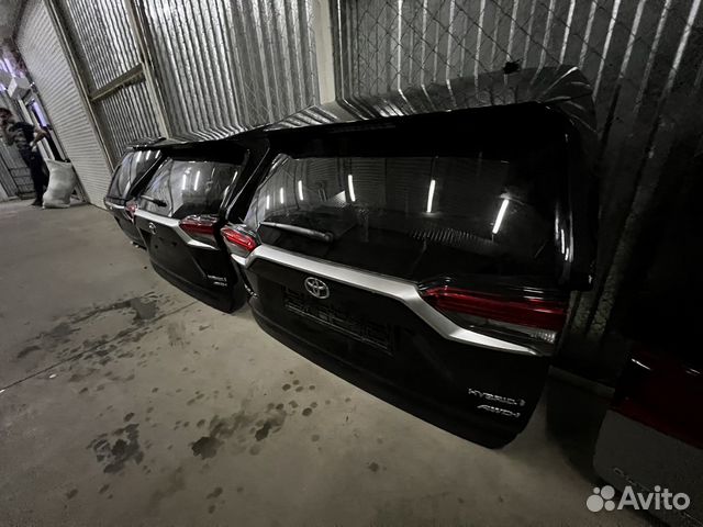 Крышка багажника Тойота Рав 4 ха50