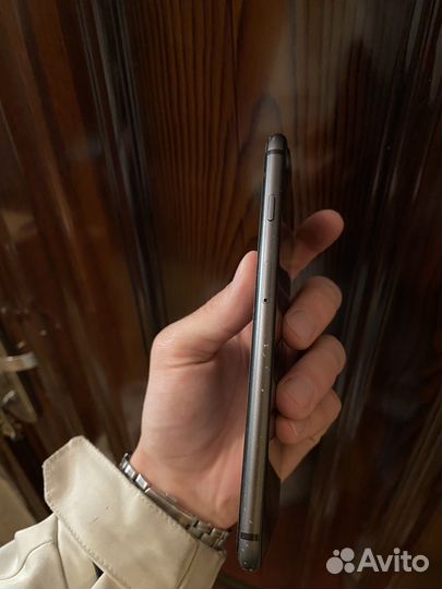 iPhone 8 Plus, 64 ГБ