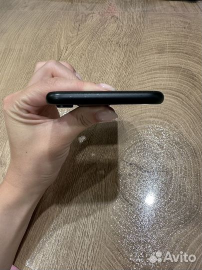 Телефон iPhone Xr