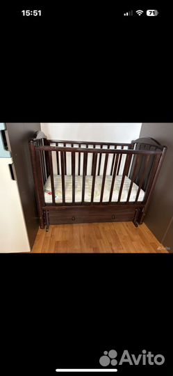 Детская кроватка
