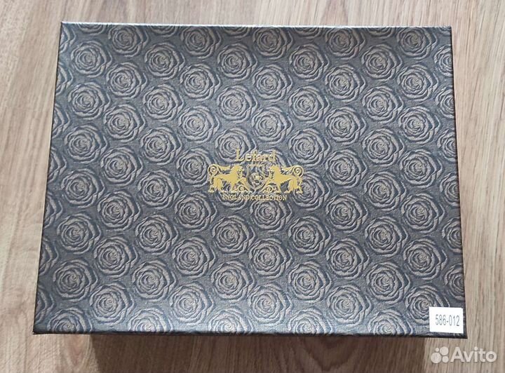 Фарфоровая чайная пара + заварочный чайник