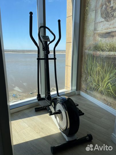 Эллиптический тренажер Tatverk новый