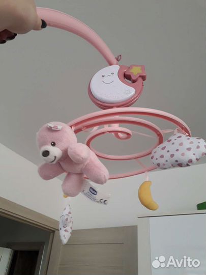 Мобиль в кроватку музыкальный