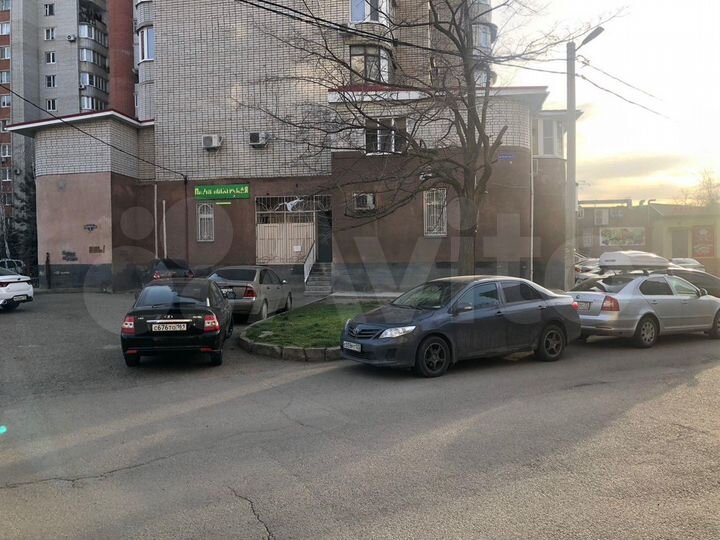 Торговая площадь, 297 м²