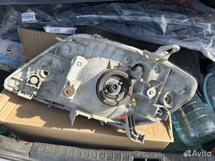 Фары toyota corolla 120