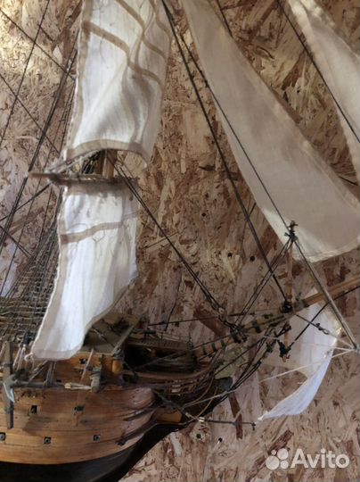 Корабль ручной работы