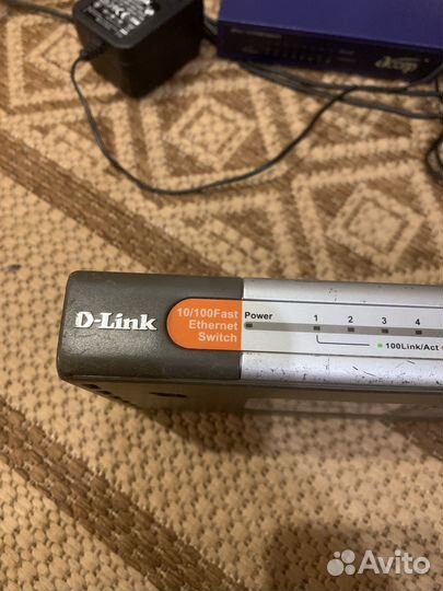 Коммутатор D-Link DES-1008D