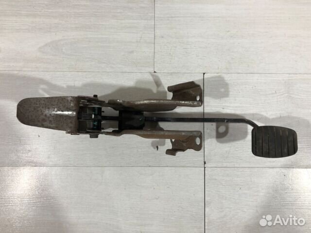 Педаль тормоза LADA xray 1.6 мт