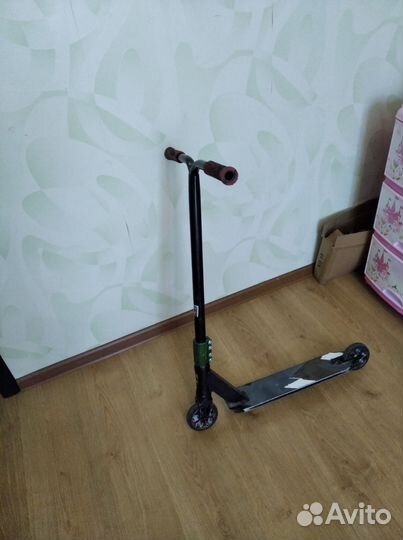 Трюковой самокат