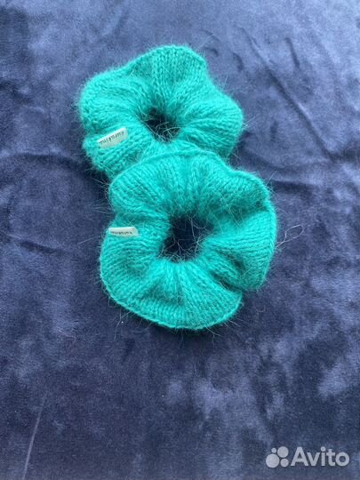 Резинка для волос вязанная ручной работы