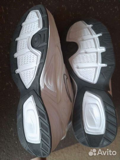 Кроссовки nike