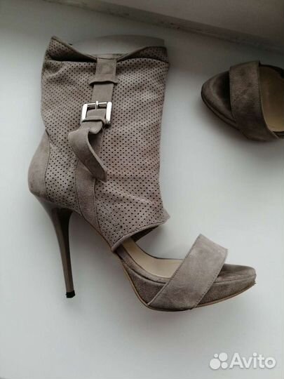 Стильные сапоги, классные