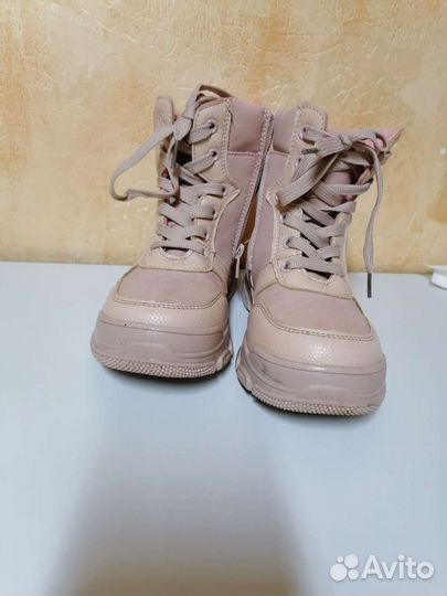 Ботинки демисезонные для девочки 32 размер
