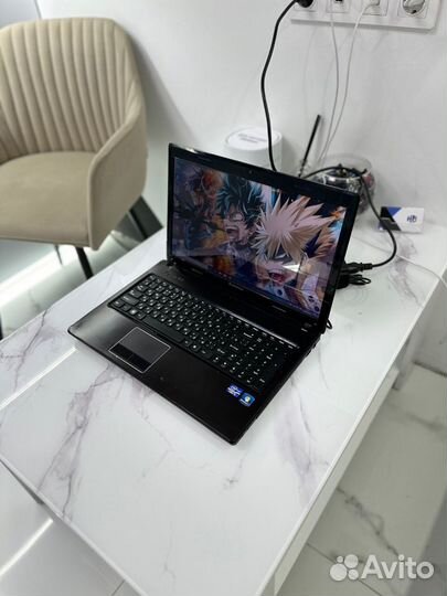 Ракета Lenovo core i5\8gb\SSD\15.6\мощь