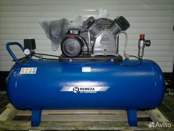 Поршневой компрессор Remeza сб4/С-200.LB30 А