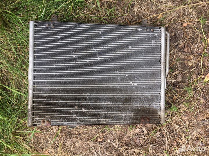 Радиатор кондиционера BMW 7серия Е32 М 30
