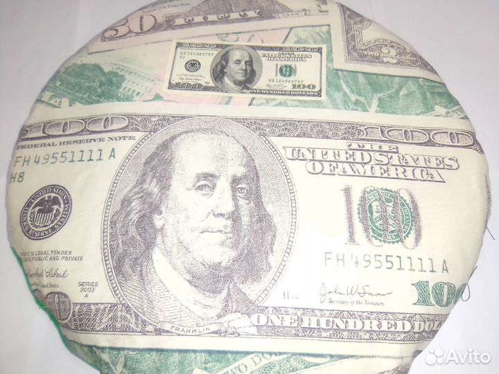 Декоративная подушка