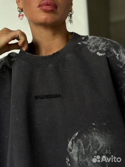Футболка balenciaga