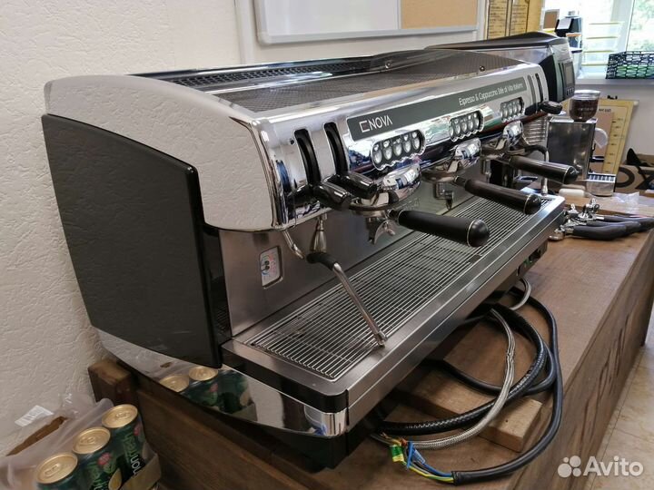 Кофемашина 3-х рожковая