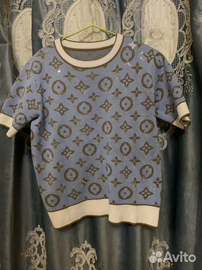 Женская одежда