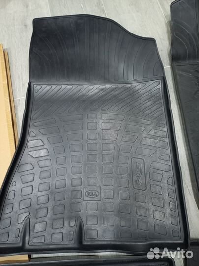 Автомобильные коврики резиновые Kia k5
