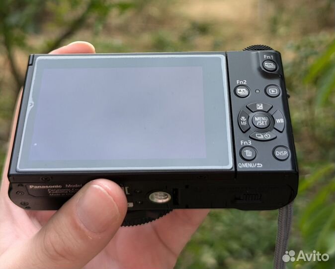 Компактный Panasonic LX-15