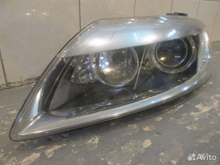 Фара левая Audi Q7