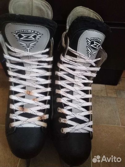 Коньки хоккейные 46 размер