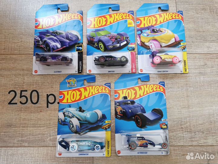 Hot wheels машинки