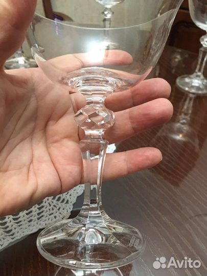 Бокалы для шампанского, мартини, вина, воды и пр