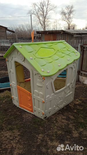 Игровой домик уличный