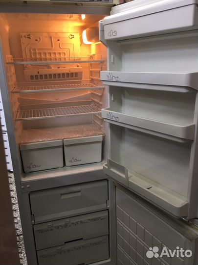 Холодильник в идеальном состоянии