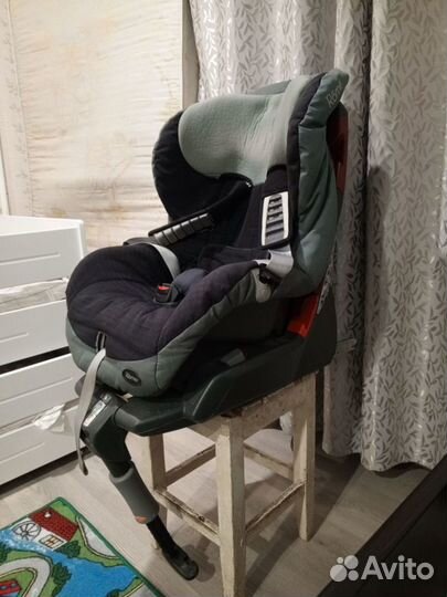 Детское автокресло britax romer safefix 9-18 кг