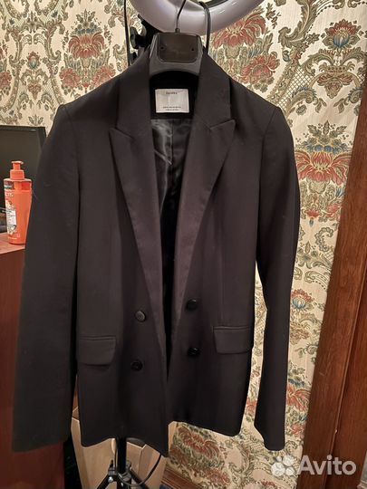 Пиджак женский bershka